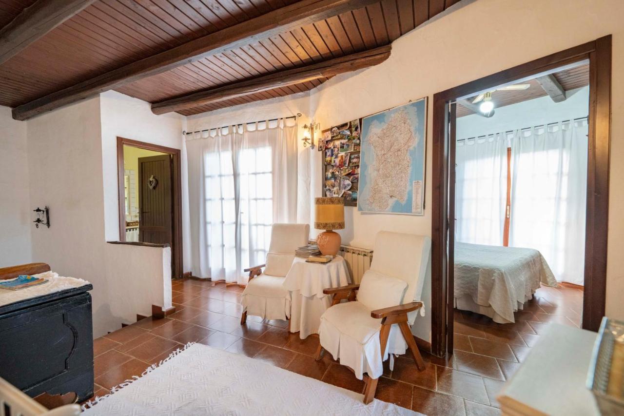 Sa Domu Sarda Suites - Bed & Breakfast Porto Columbu - Perd'E Sali Zewnętrze zdjęcie