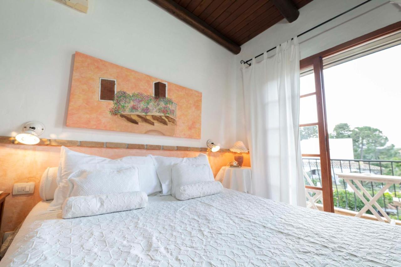 Sa Domu Sarda Suites - Bed & Breakfast Porto Columbu - Perd'E Sali Zewnętrze zdjęcie