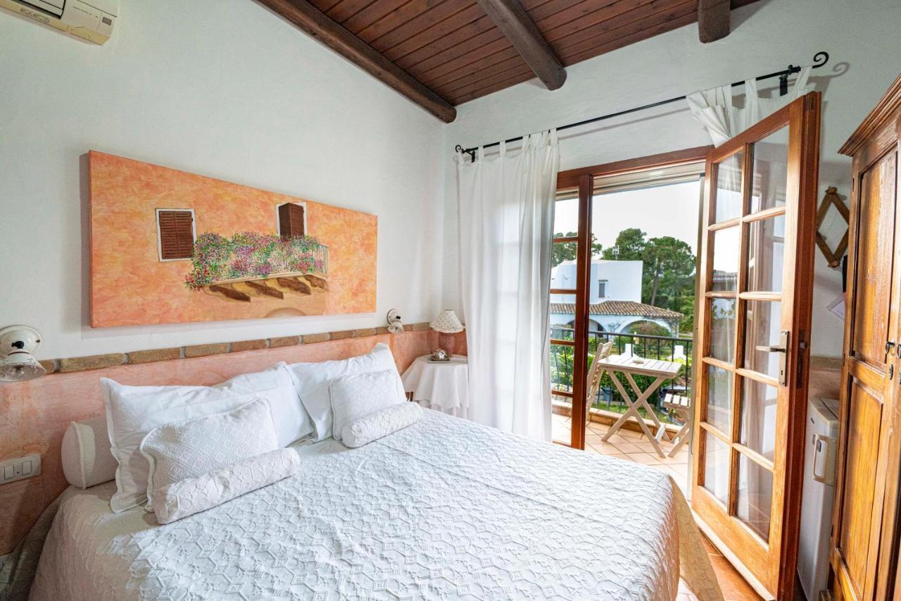 Sa Domu Sarda Suites - Bed & Breakfast Porto Columbu - Perd'E Sali Zewnętrze zdjęcie