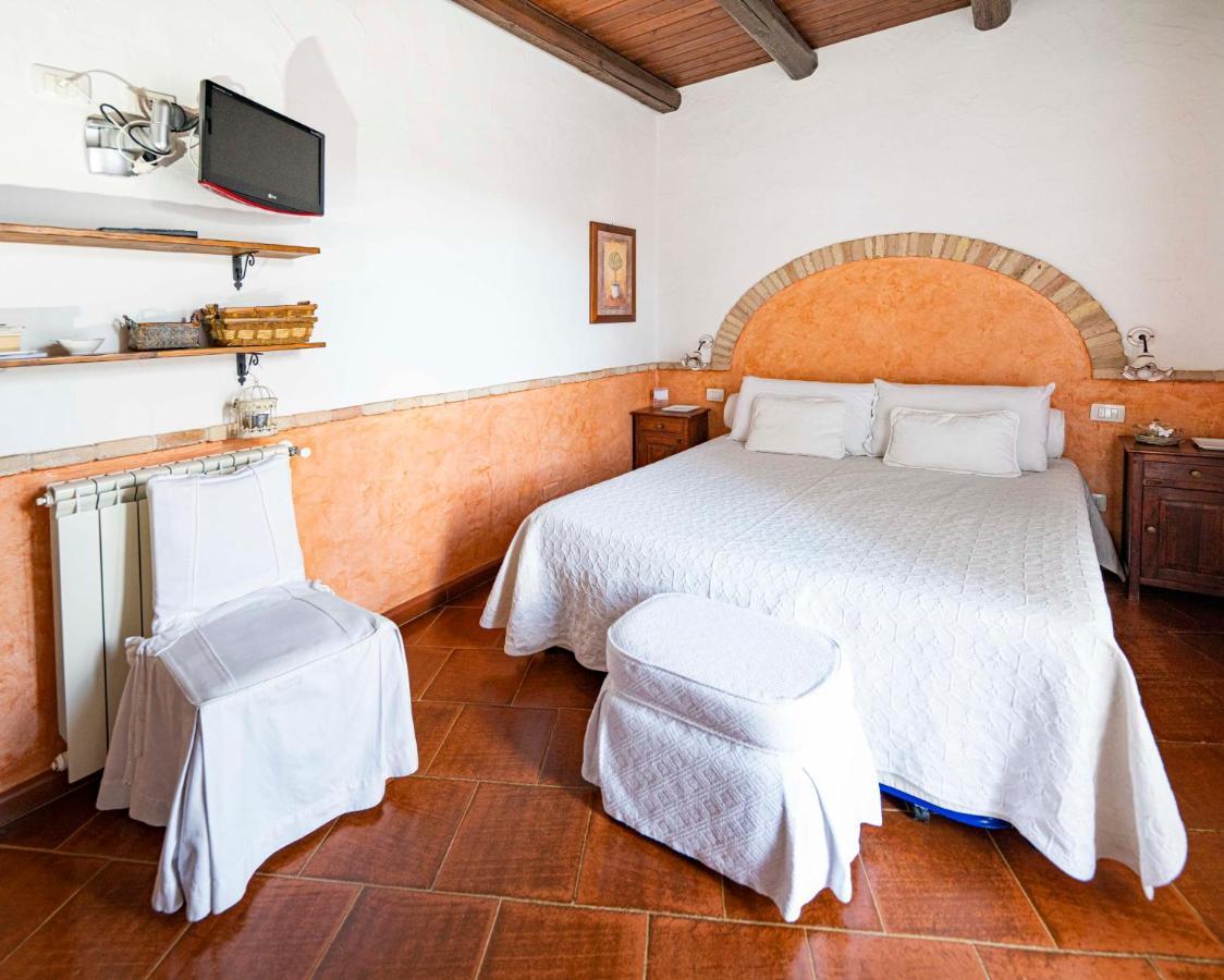 Sa Domu Sarda Suites - Bed & Breakfast Porto Columbu - Perd'E Sali Zewnętrze zdjęcie